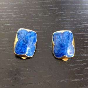Clip-on gold earrings with a blue gem, Vintage  80s